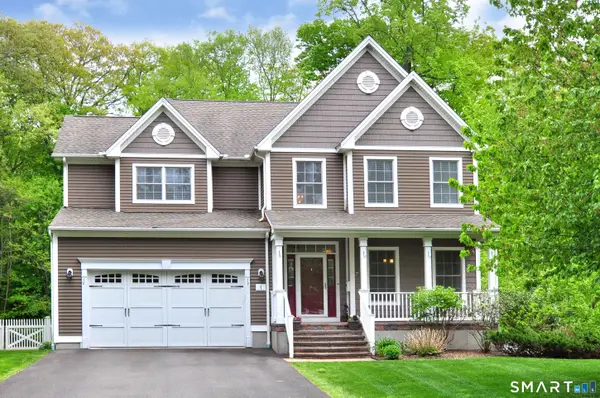 1 Ridgeview Drive, Farmington, CT 06032
