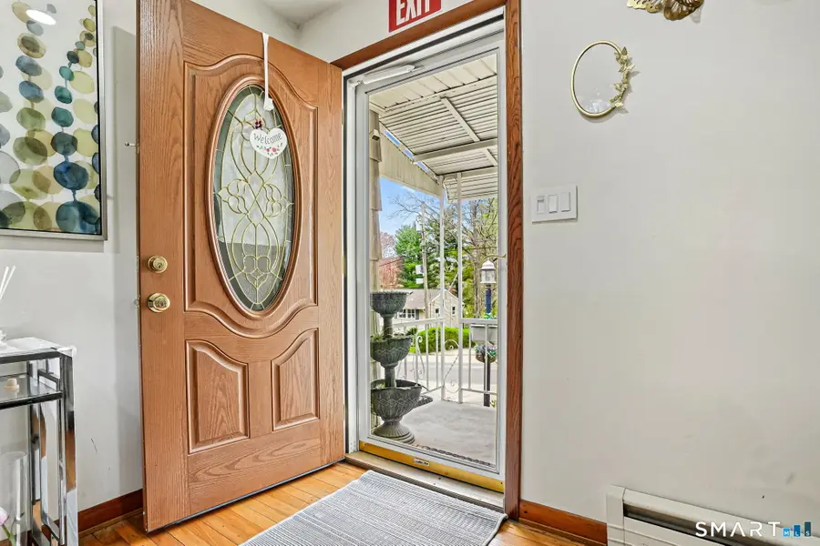 7 Newport Drive, Waterbury, CT 06705 - #3