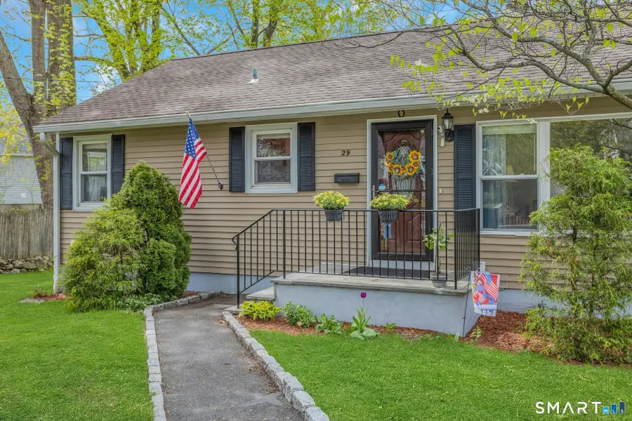 29 Chatham Drive, Norwalk, CT 06854 - #3