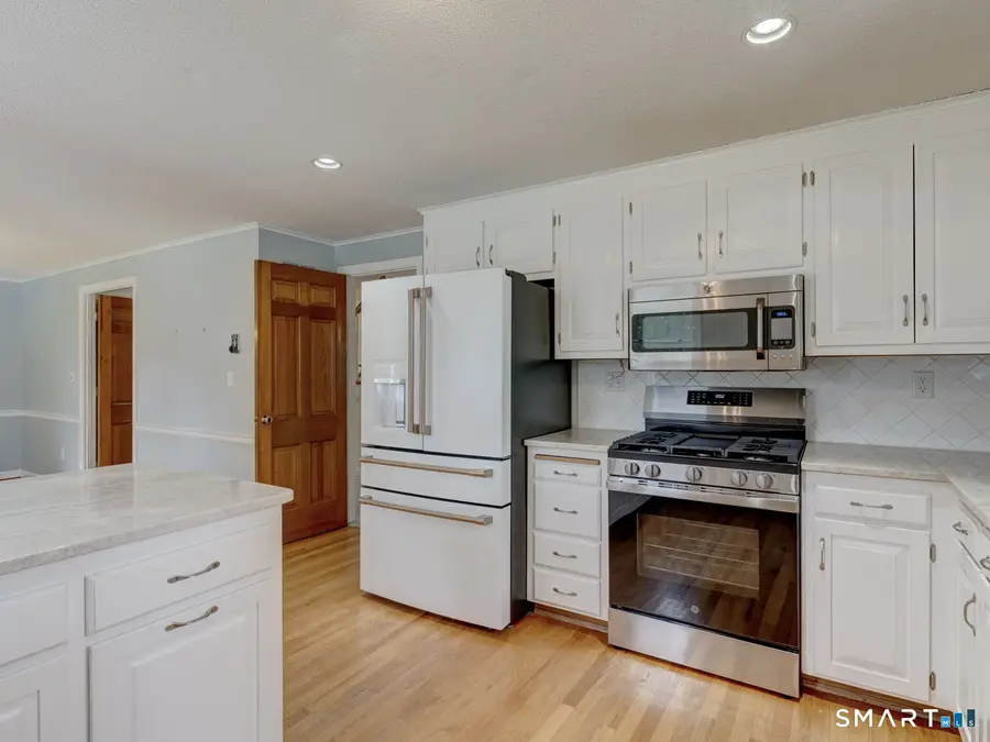 62 Butternut Circle, Wethersfield, CT 06109 - #3