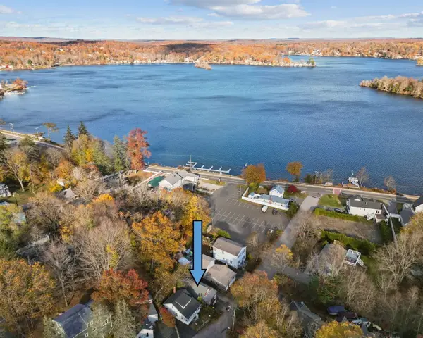 18 Lake Boulevard, East Hampton, CT 06424