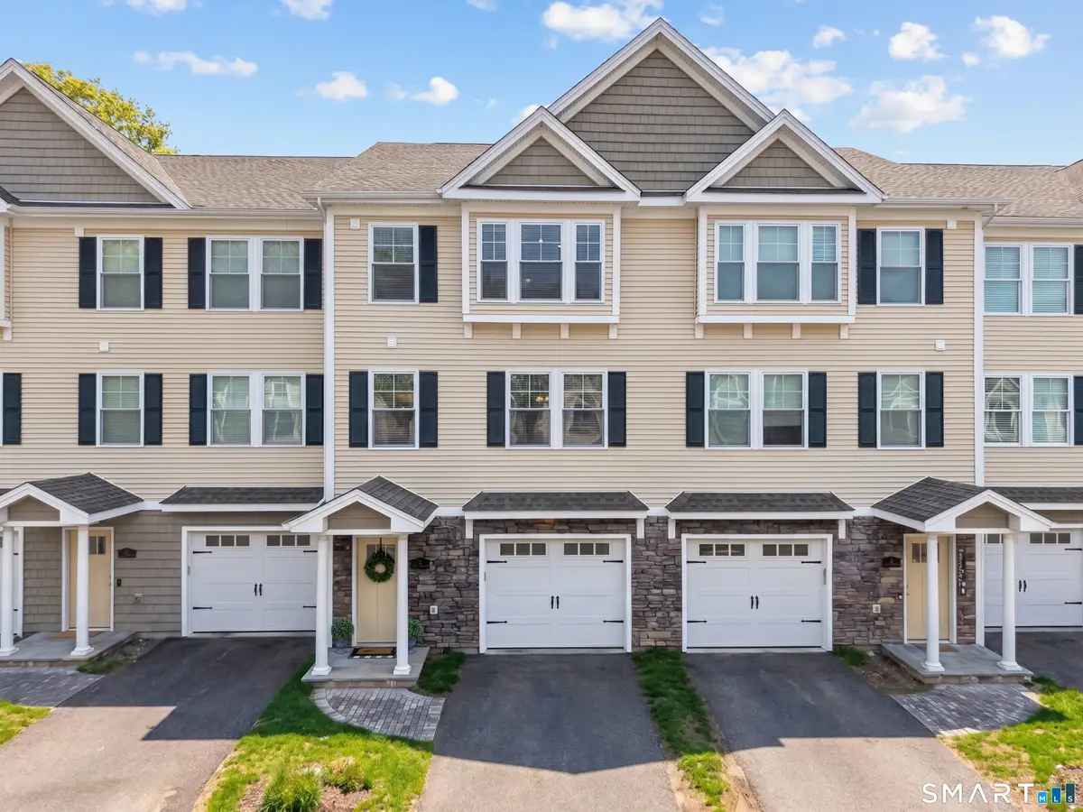 11 Village Crossing #11, Niantic, CT 06357 - #1