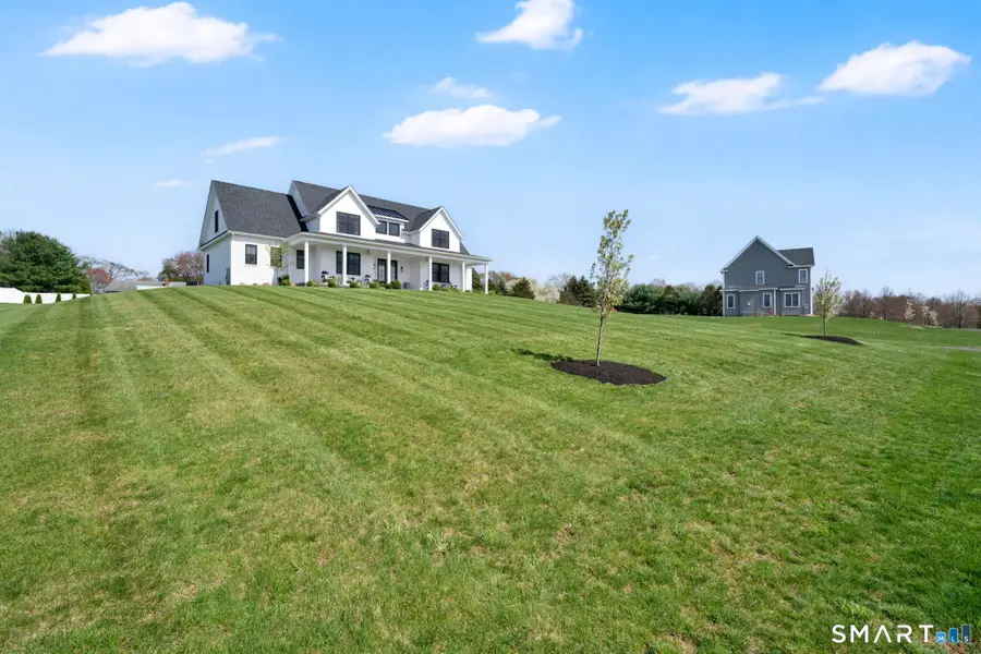 3 Garnet Lane, Ellington, CT 06029 - #3