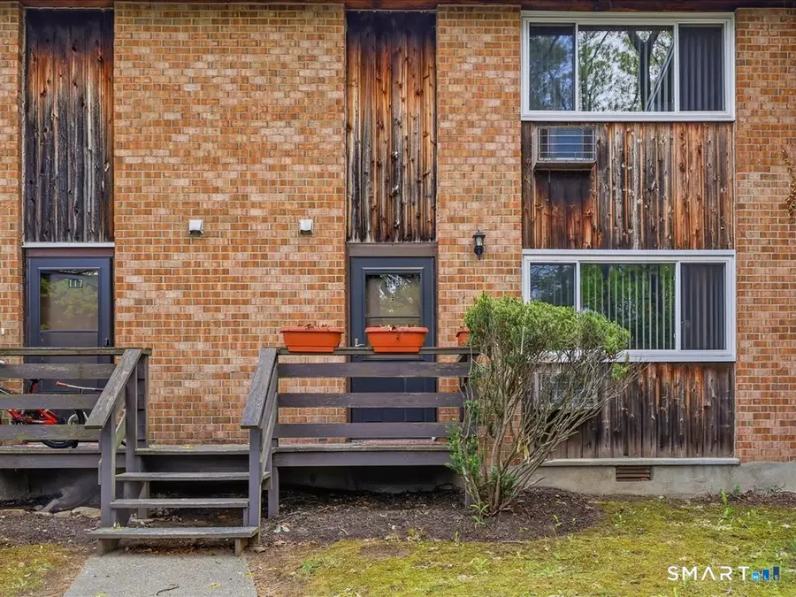 200 Woodmont Avenue #118, Bridgeport, CT 06606 - #2