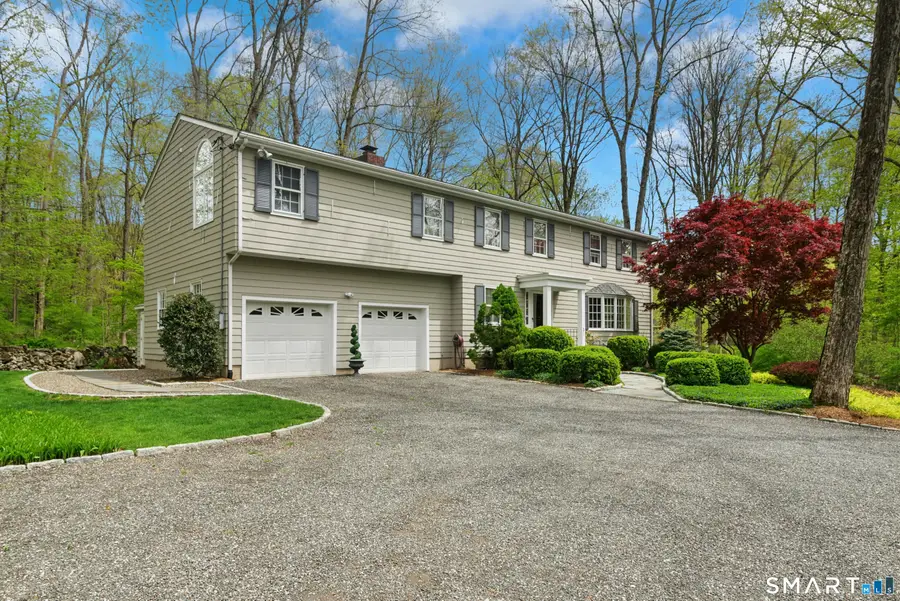 95 Alexandra Drive, Stamford, CT 06903 - #2