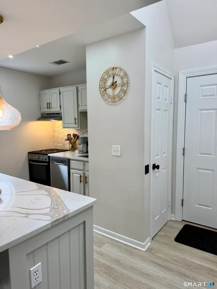 1621 Old Pond Lane #1621, Norwich, CT 06360 - #2