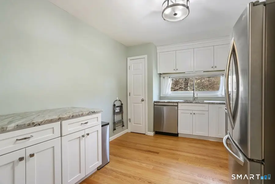 562 Oak Avenue #562, Cheshire, CT 06410 - #3