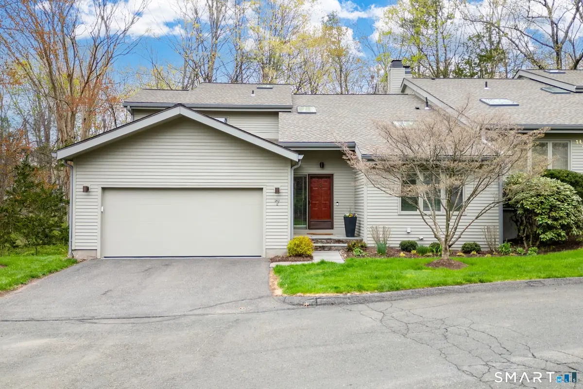 7 Brenthaven #7, Avon, CT 06001 - #1