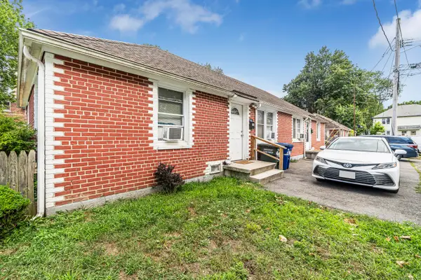 242 Pearl Harbor Street, Bridgeport, CT 06610