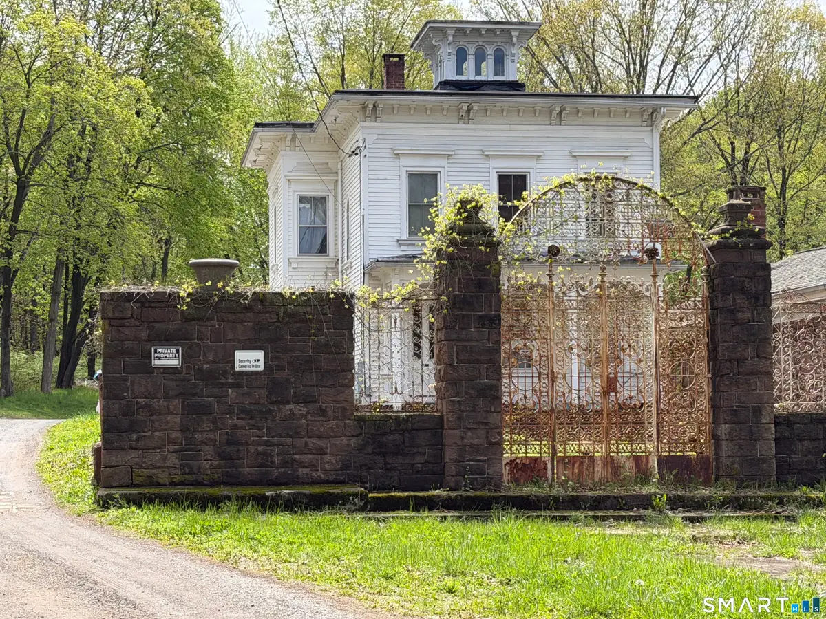 62R Silver Street, Middletown, CT 06457 - #1