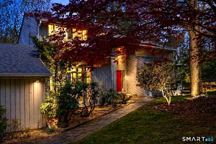 14 Round Hill Road, Shelton, CT 06484 - #2