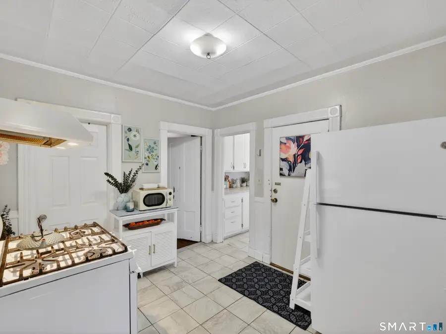 13 Alger Street, New London, CT 06320 - #3