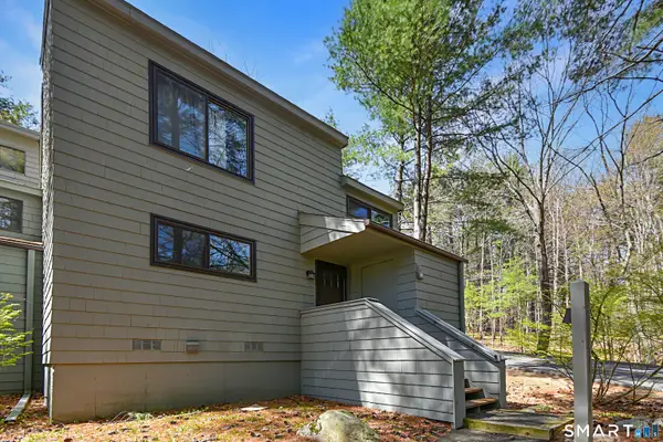 151 Old Farms Road #151, Torrington, CT 06790