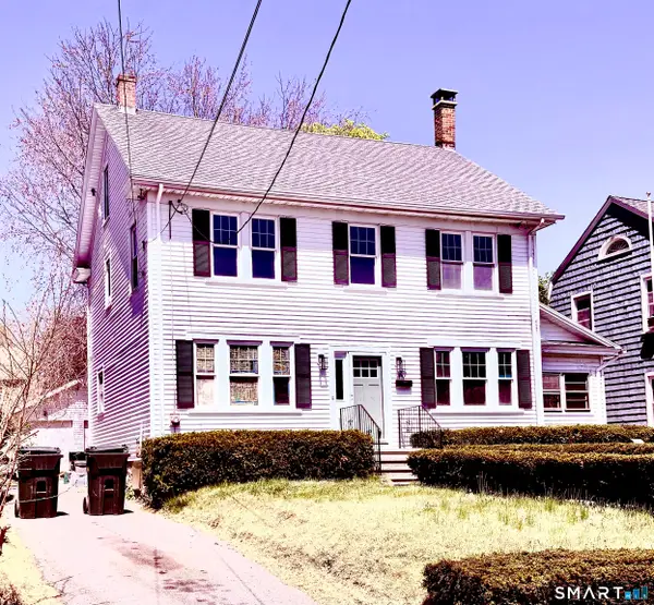 67 Faire Harbour Place, New London, CT 06320