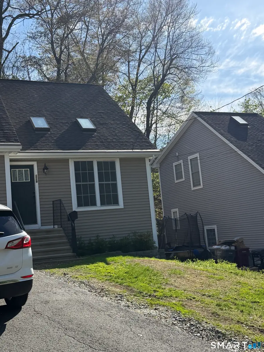 226 Scott Street, Naugatuck, CT 06770 - #3