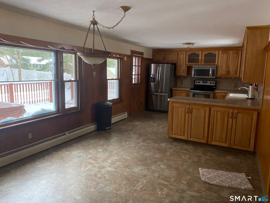 300 Charter Oak Street, Manchester, CT 06040 - #2