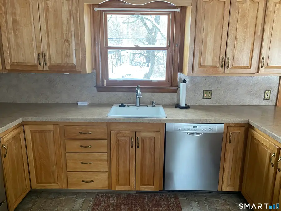 300 Charter Oak Street, Manchester, CT 06040 - #3