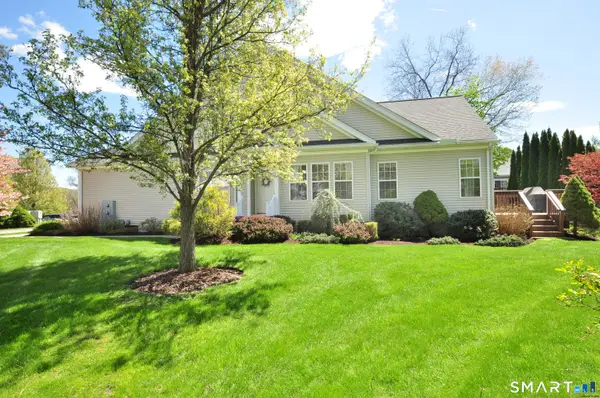 14 Carlson Ridge Court #14, New Milford, CT 06776