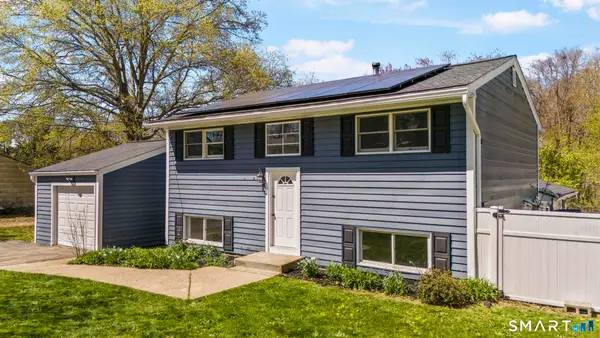 12 Garden Court, Groton, CT 06355