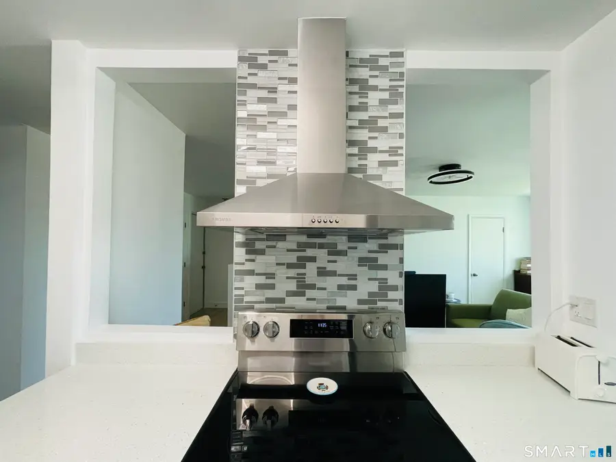 177 Kennedy Drive #177, Bridgeport, CT 06606 - #2