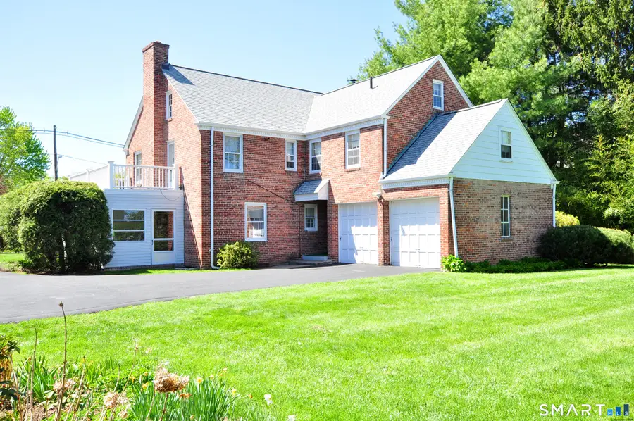 102 Ridgewood Road, West Hartford, CT 06107 - #2