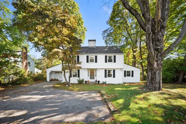 236 Ridgewood Road, West Hartford, CT 06107