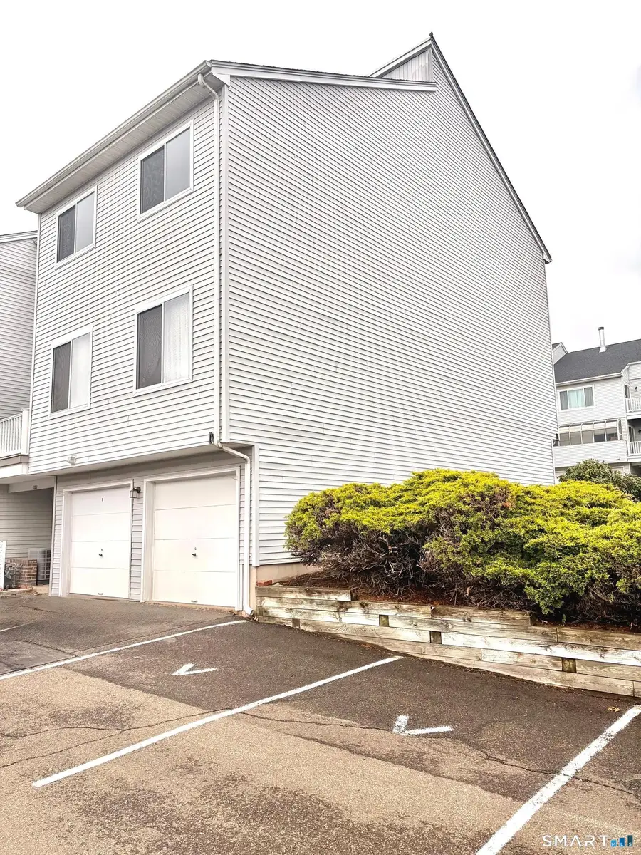 121 Staffordshire Common Drive #121, Wallingford, CT 06492 - #2