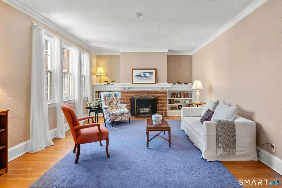 21 Robin Road #A2, West Hartford, CT 06119 - #2