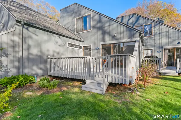 303 Plymouth Colony #303, Branford, CT 06405