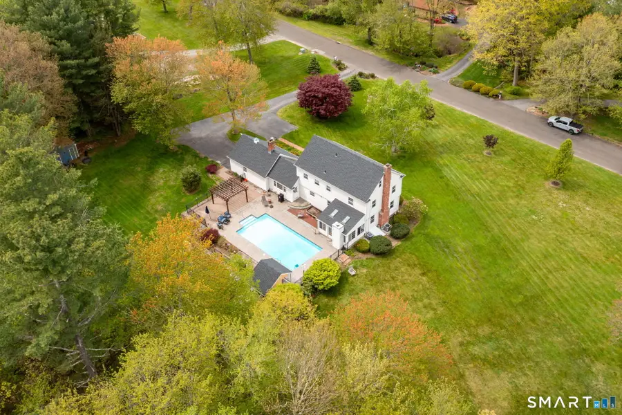9 Heather Lane, Burlington, CT 06013 - #2