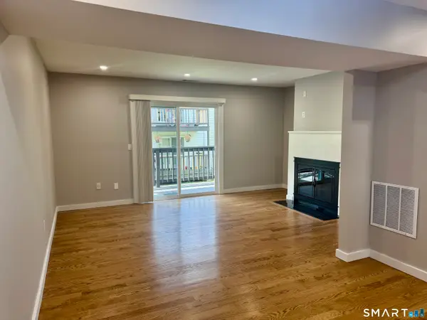 25 Padanaram Road #63, Danbury, CT 06811