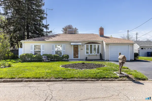 105 Bear Paw Road, Bridgeport, CT 06606