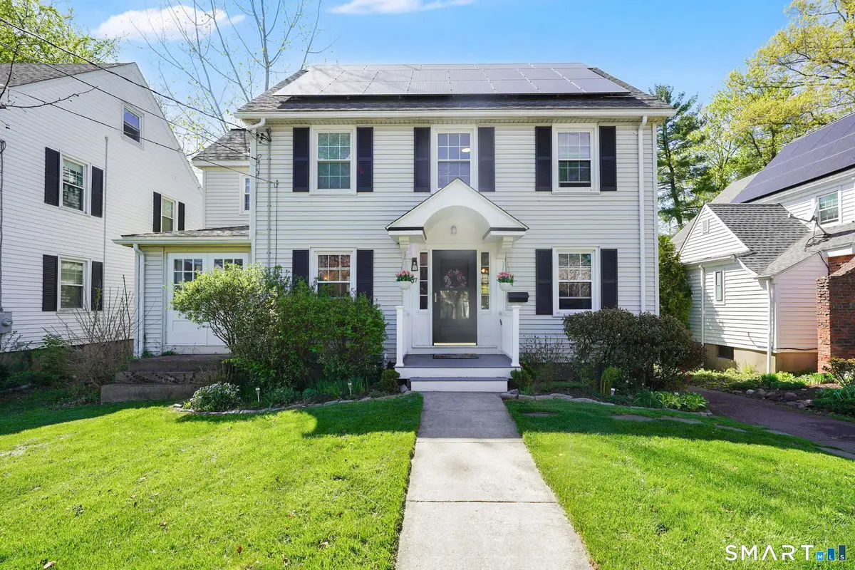 17 Ballard Drive, West Hartford, CT 06119 - #1