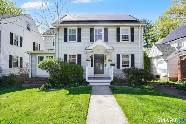 17 Ballard Drive, West Hartford, CT 06119