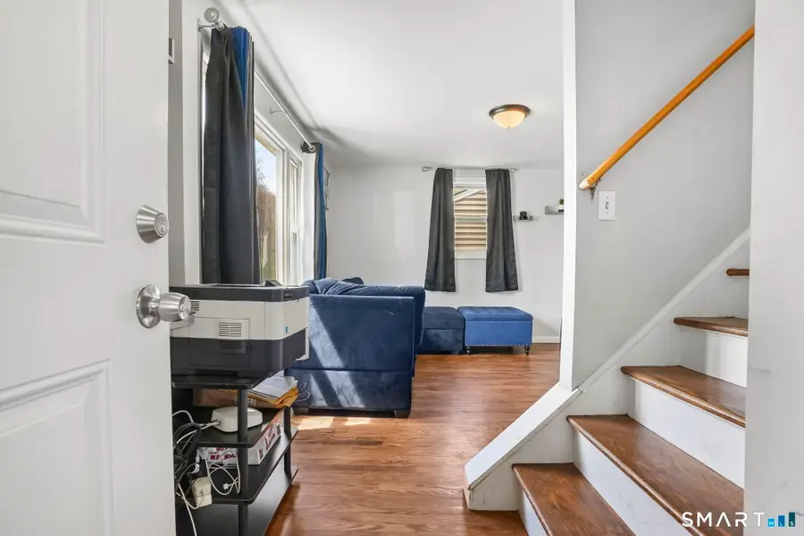 204 Barnes Avenue, New Haven, CT 06513 - #2