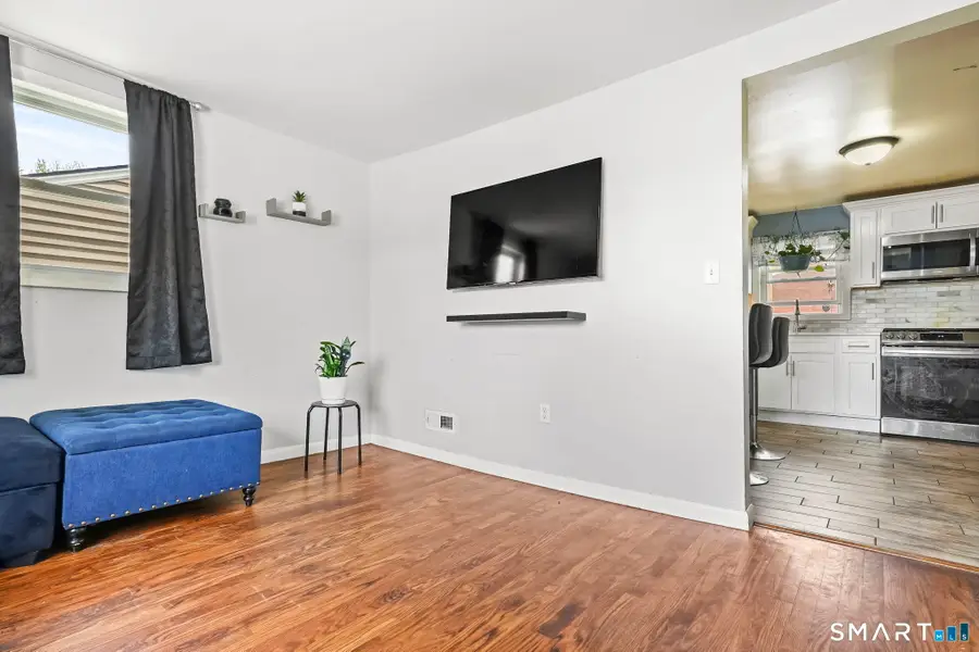 204 Barnes Avenue, New Haven, CT 06513 - #3