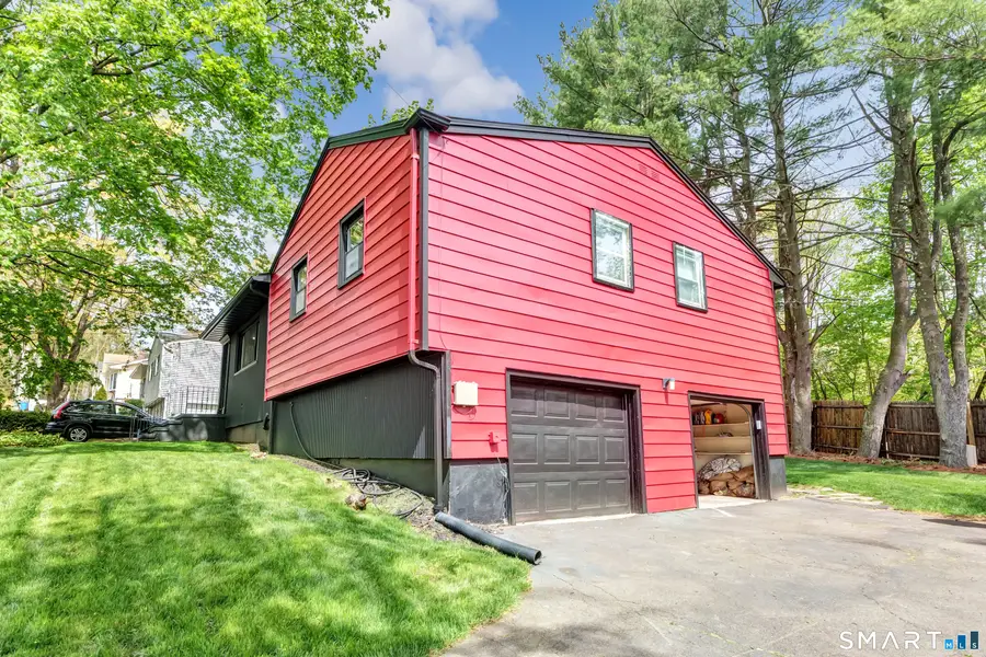 136 Harrison Drive, Hamden, CT 06514 - #2