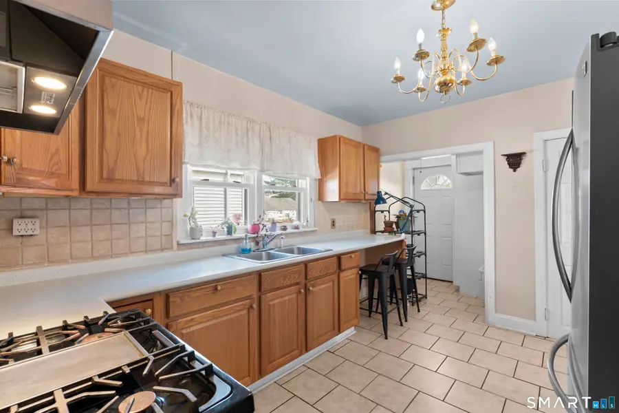 38 Walnut Street, West Haven, CT 06516 - #3