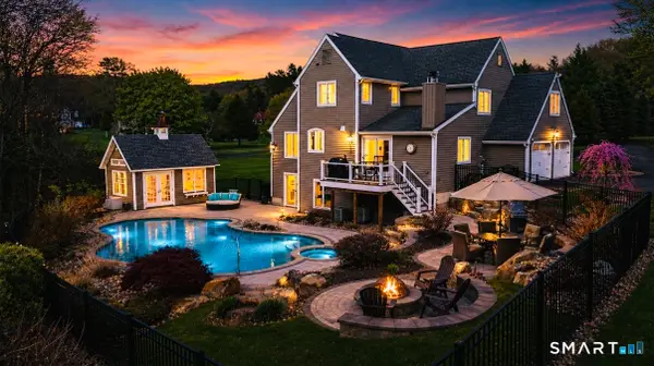 10 Ryans Way, Burlington, CT 06013