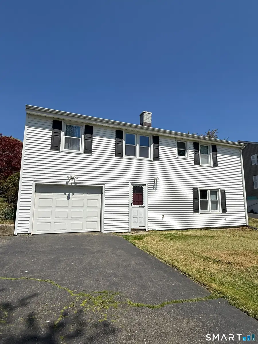3 Island Heights Circle, Stamford, CT 06902 - #2