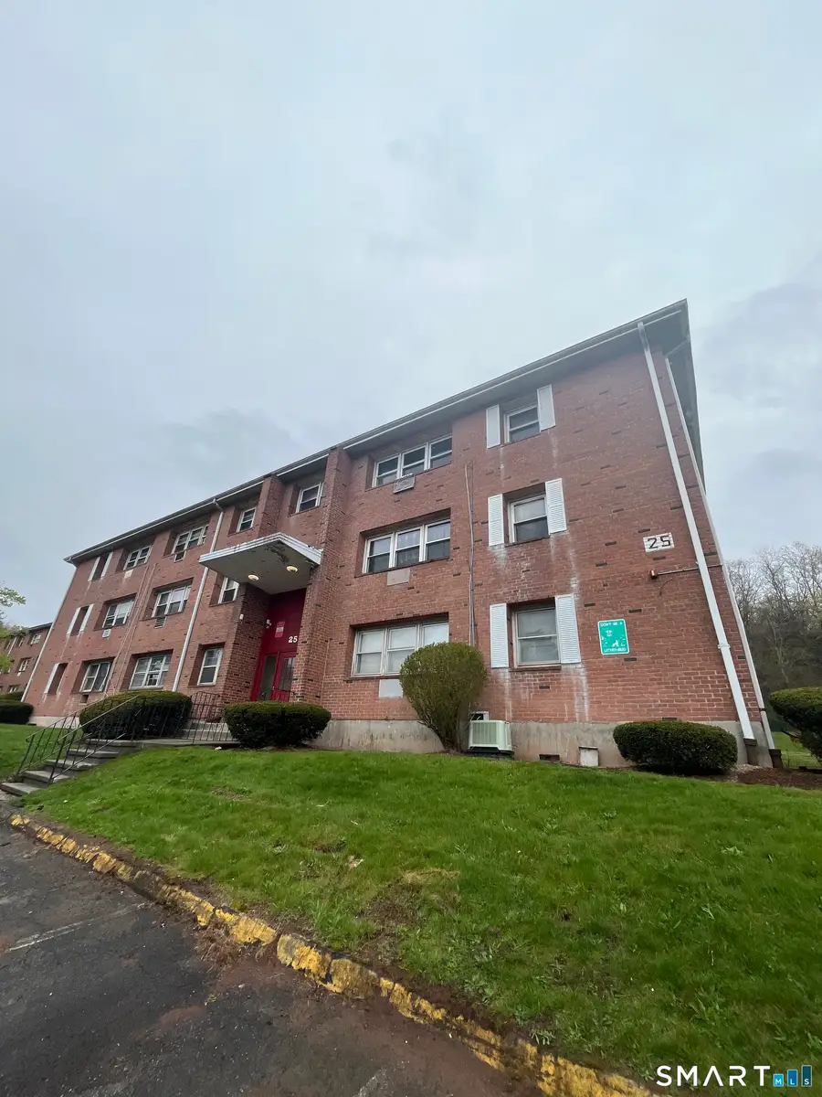 25 Donna Drive #A1, New Haven, CT 06513 - #2