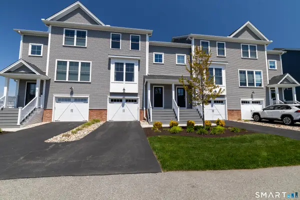 49 Park Avenue #49, Stonington, CT 06355