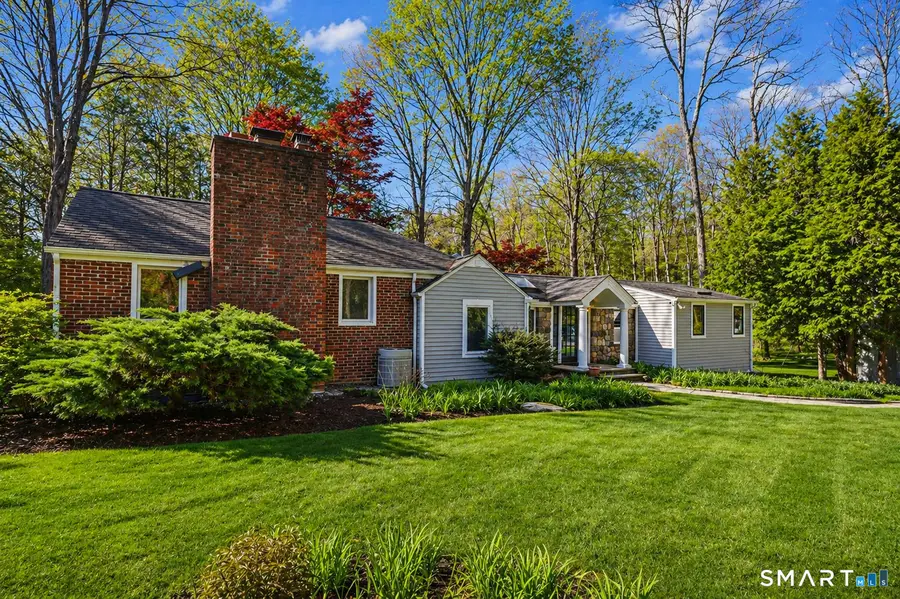 815 Valley Road, New Canaan, CT 06840 - #2
