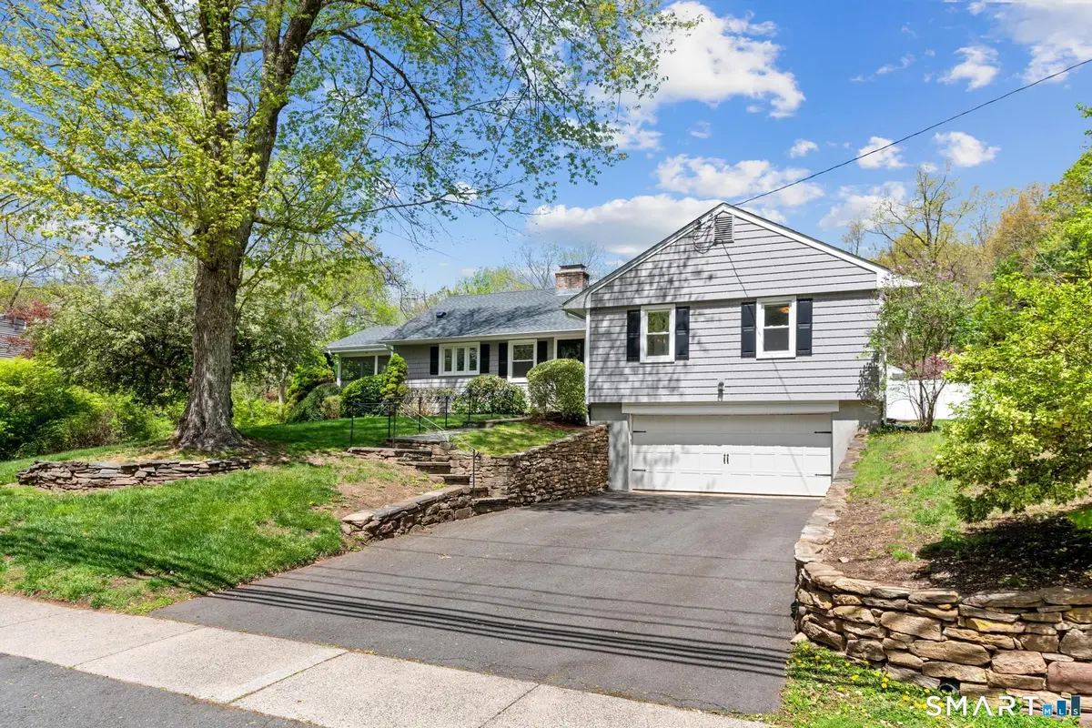 646 Fern Street, West Hartford, CT 06107 - #1