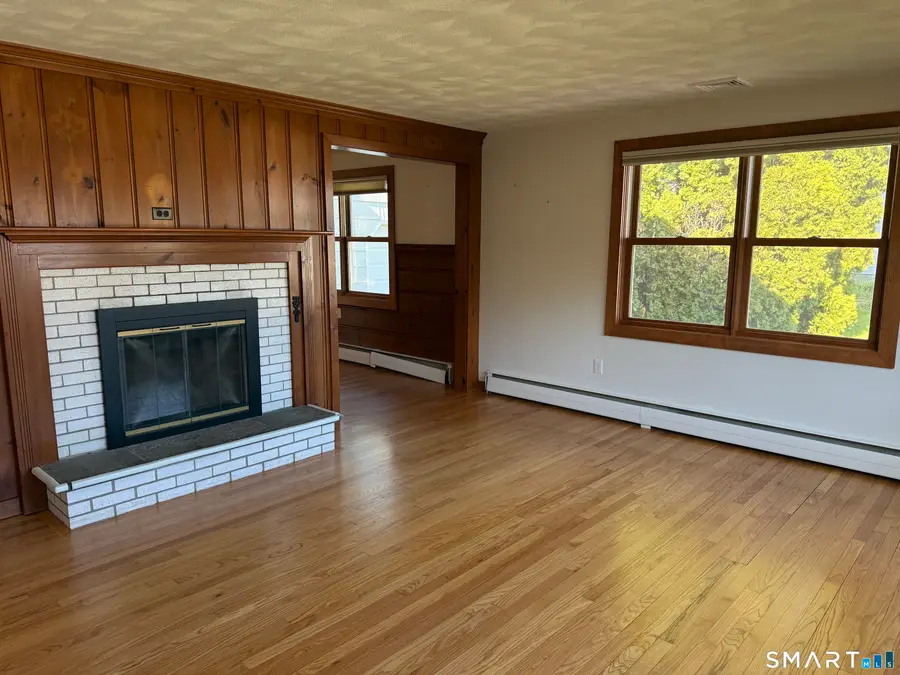 4 Judson Avenue, Mystic, CT 06355 - #2