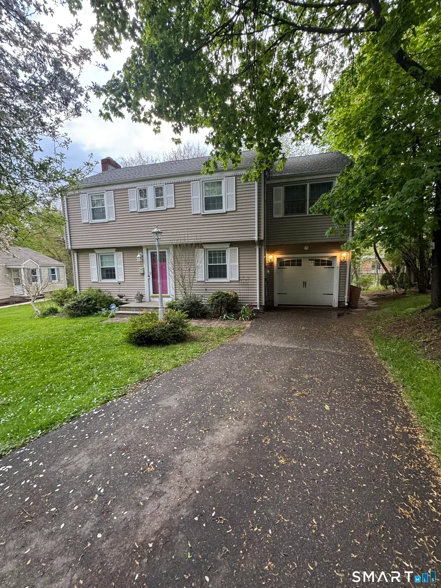 34 Cobbs Road, West Hartford, CT 06107 - #2