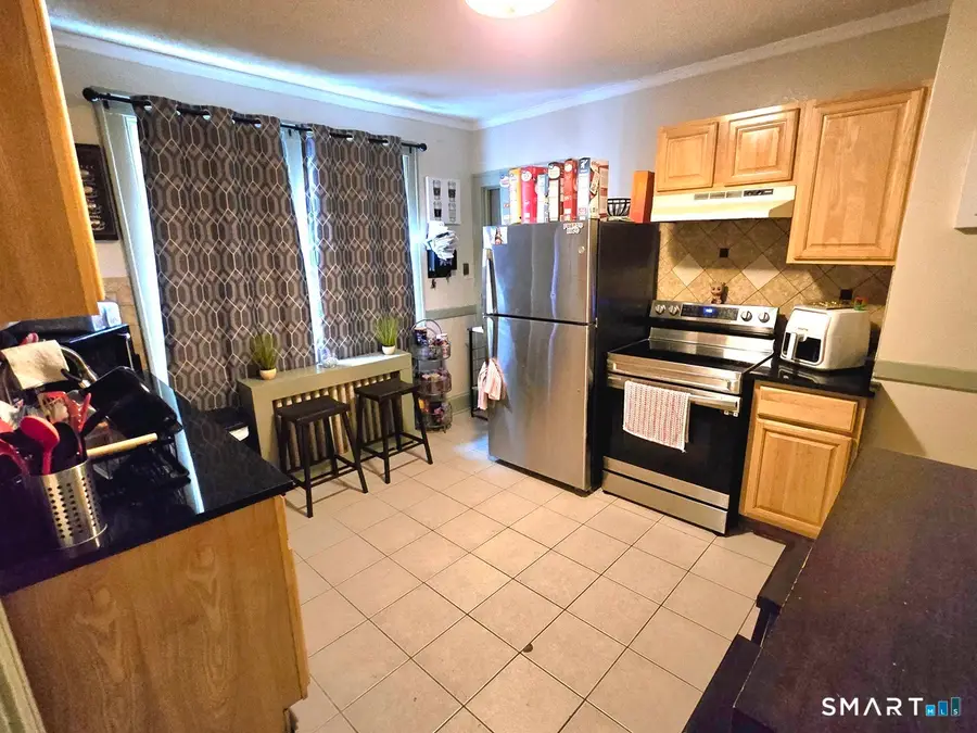 210 Hillside Avenue, Hartford, CT 06106 - #2