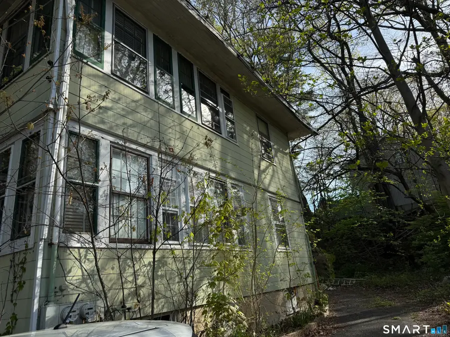 44-46 Grenelle Street, Bridgeport, CT 06606 - #2