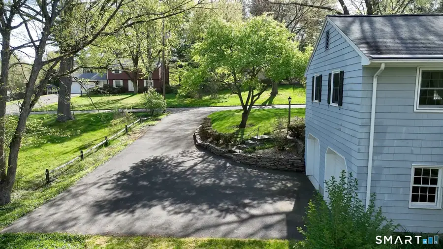 11 Hickory Lane, Farmington, CT 06032 - #3