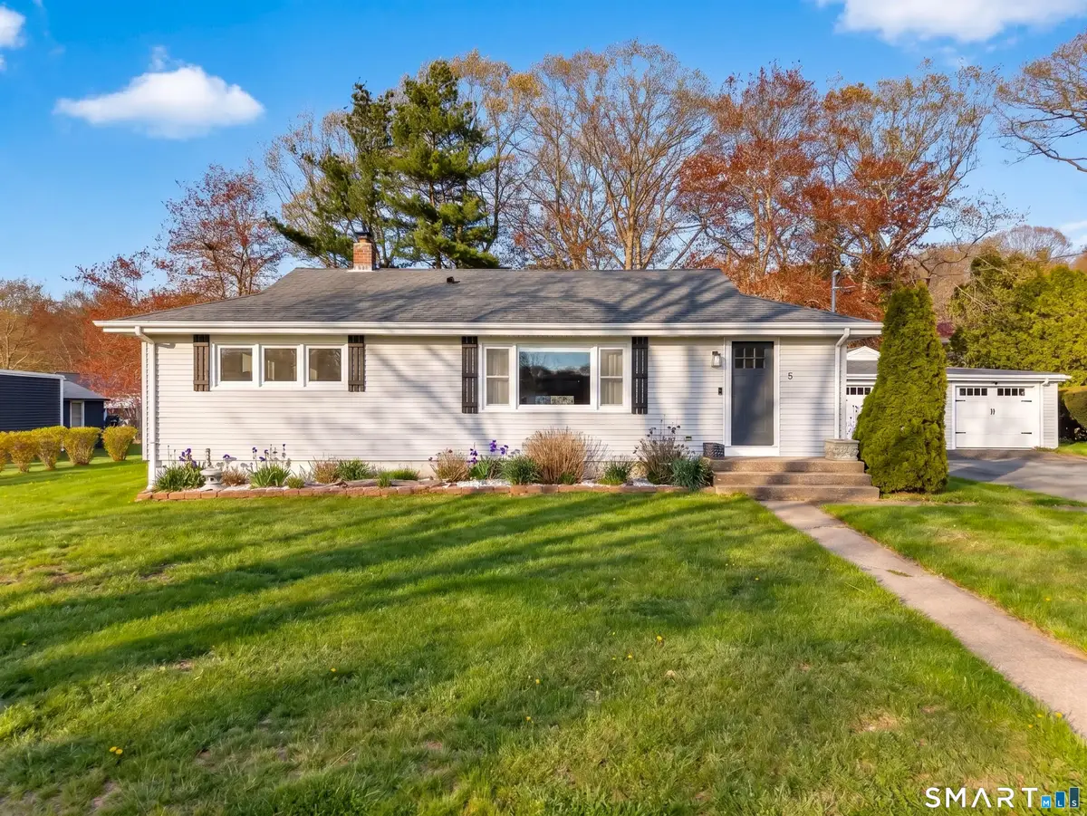 5 Oak Road, Waterford, CT 06385 - #1